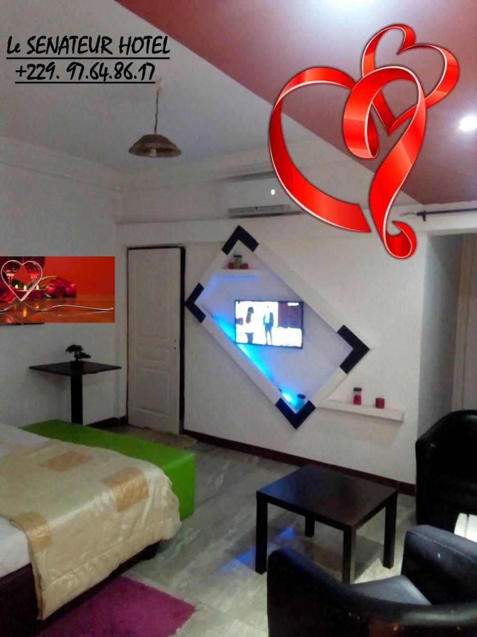 Agontinkon Senateur Hotel Cotonou Extérieur photo