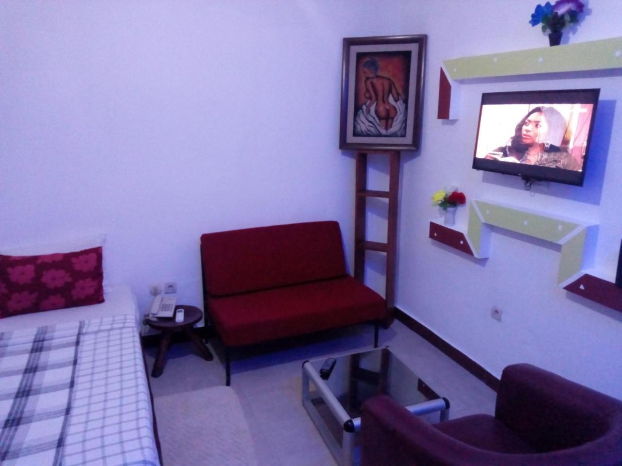Agontinkon Senateur Hotel Cotonou Extérieur photo