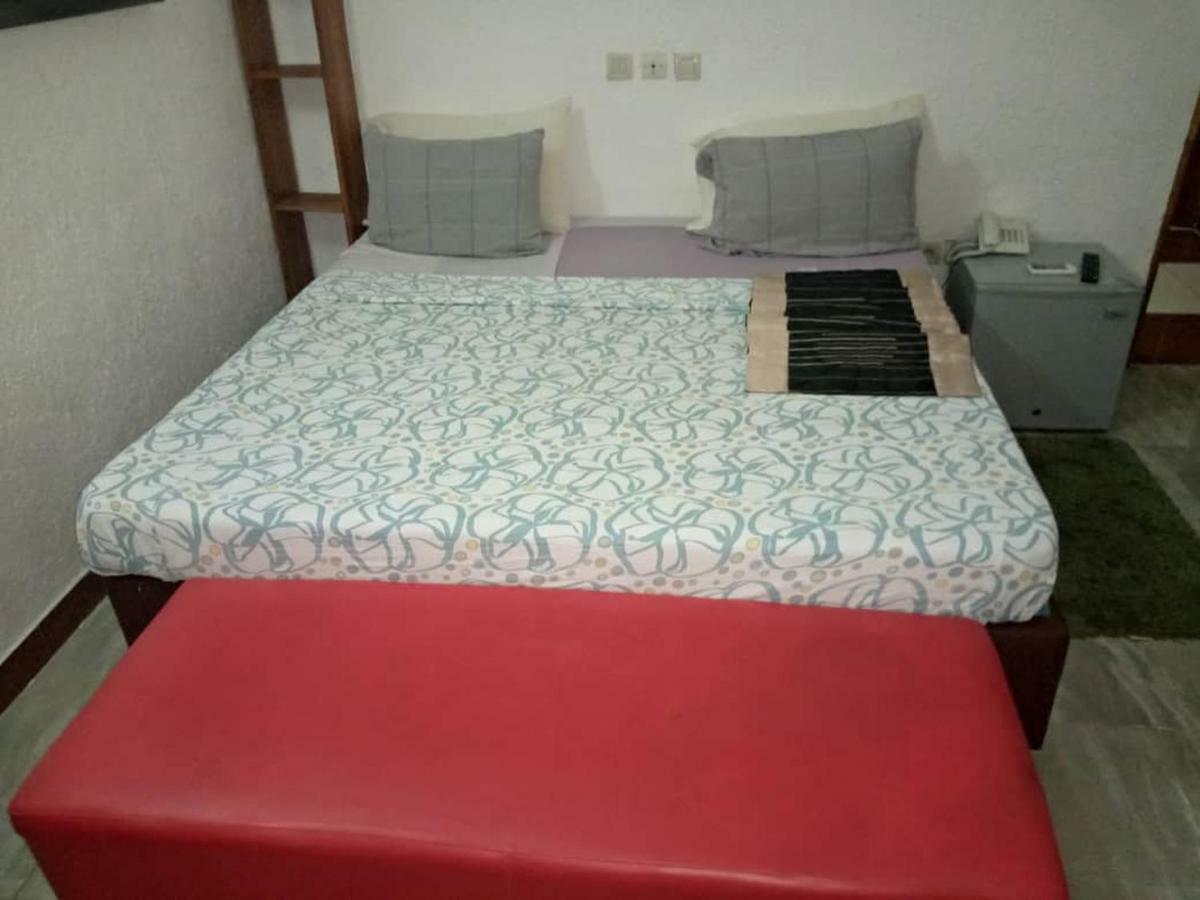 Agontinkon Senateur Hotel Cotonou Extérieur photo