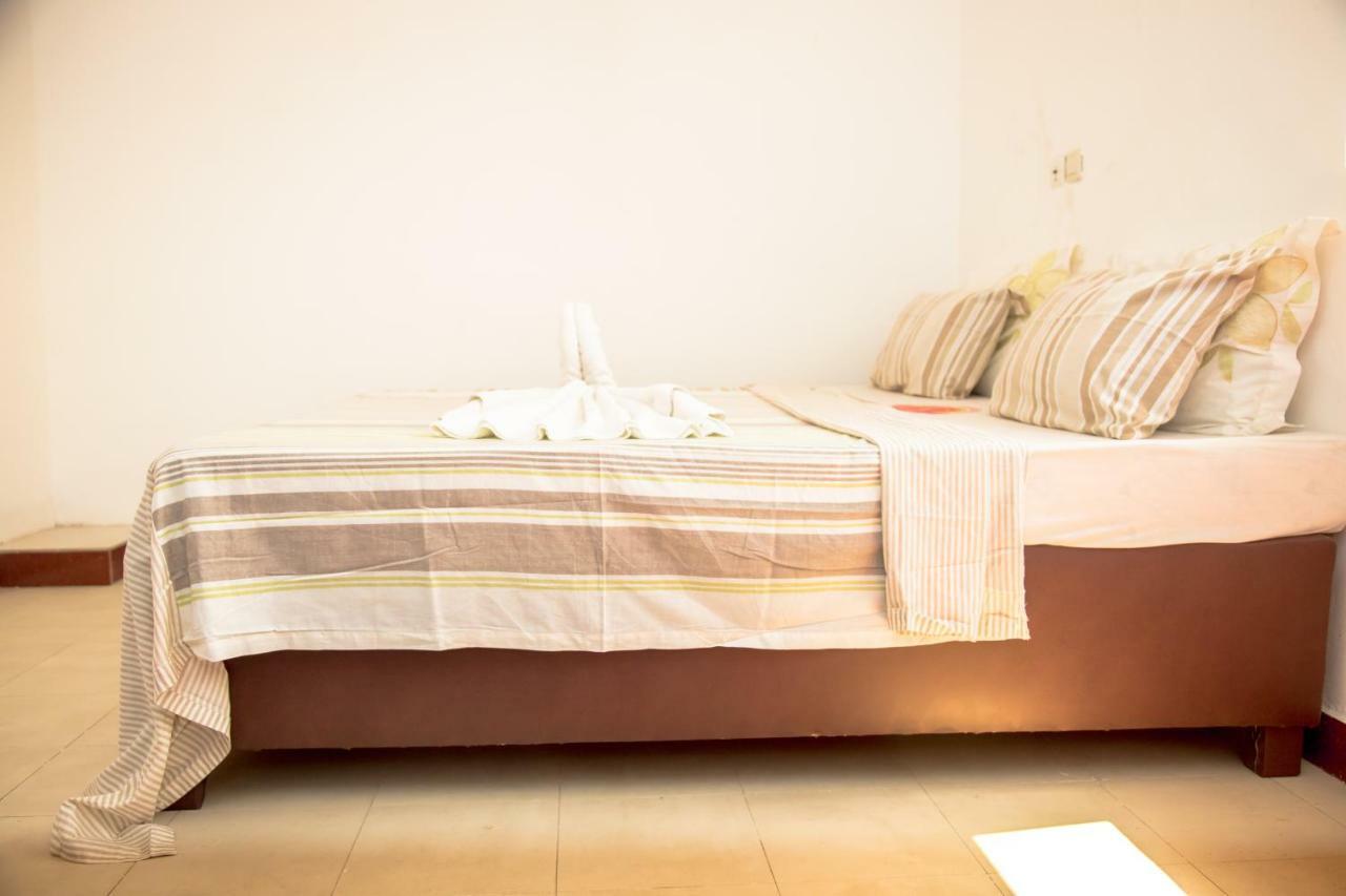 Agontinkon Senateur Hotel Cotonou Extérieur photo